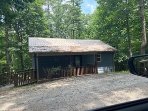 Building Photo - 154 Klare Ridge Ln