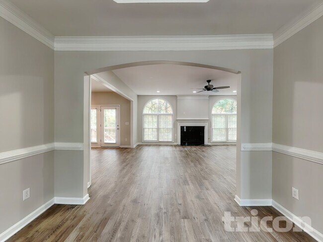 Foto del edificio - 716 Parkside Dr