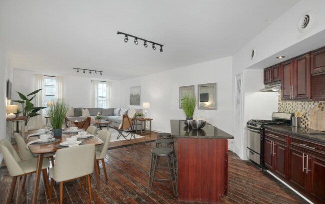 Foto del edificio - 305 N 3rd St