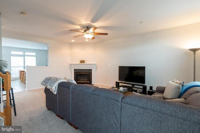 Foto del edificio - 1752 Theale Way