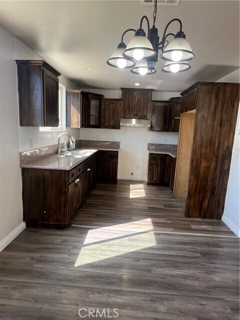 Foto principal - 1633 E 45th St