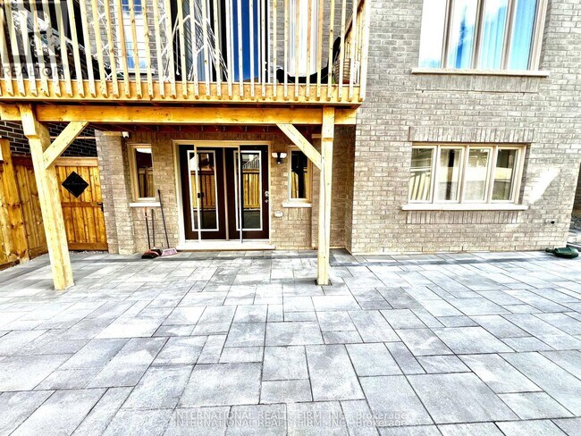 Photo du bâtiment - 188 Wesmina Ave