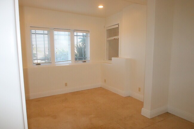 Bedroom # 1 - 2516 Nason Ave