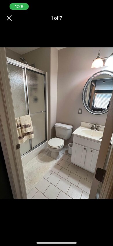 Foto principal - 9228 Blue Grass Rd