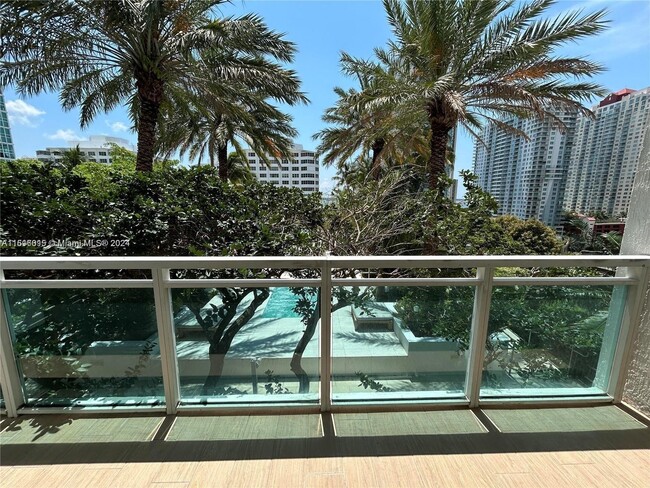 Foto del edificio - 951 Brickell Ave