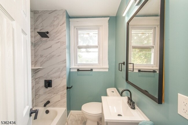 Photo - 68 Mill St Apartment