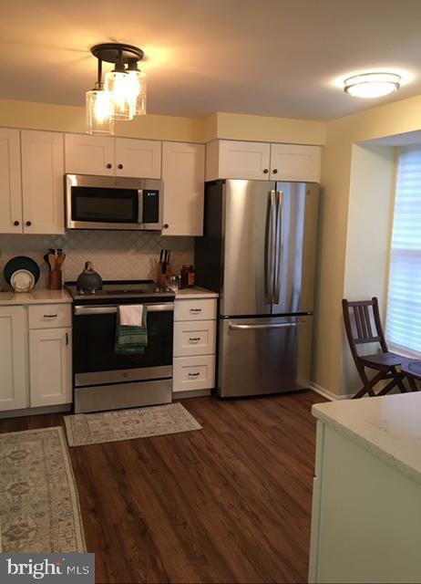 Building Photo - 2449 Bolton Ln