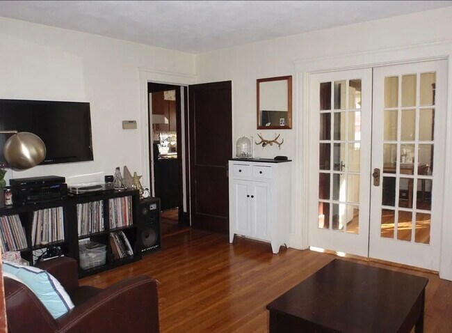 Foto del edificio - 94 Bourne St