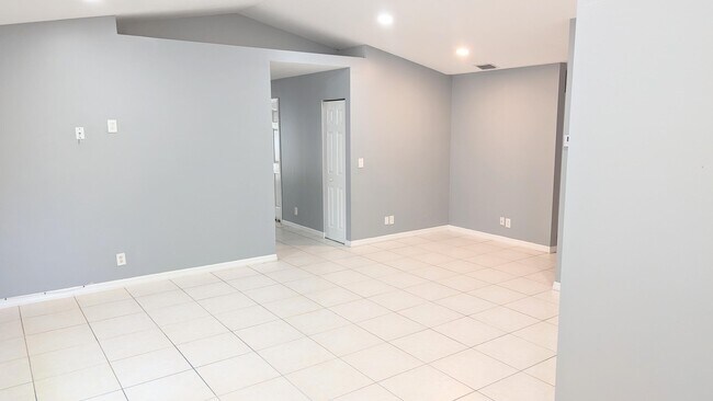 Building Photo - 3863 Corrigan Ct