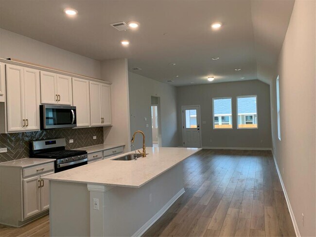 Foto del edificio - 2420 Danbury Ln