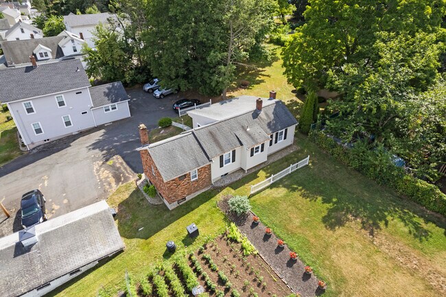 Foto del edificio - 160 Beecher St