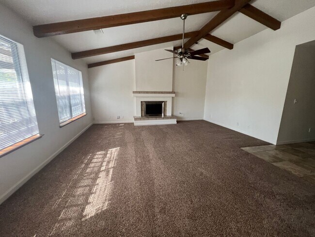 Foto del edificio - 1612 N Norman St