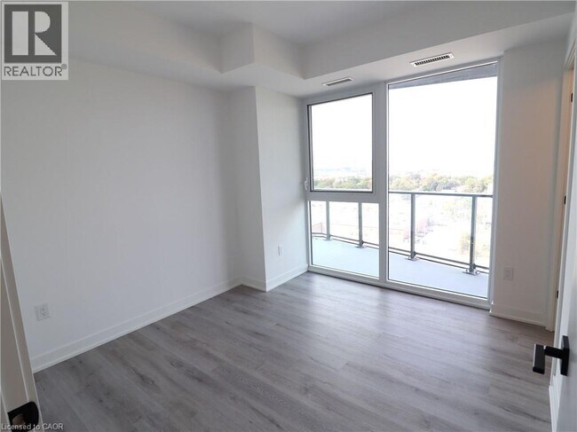 Building Photo - 36 Zorra St