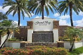 Foto del edificio - 8900 NW 97th Ave