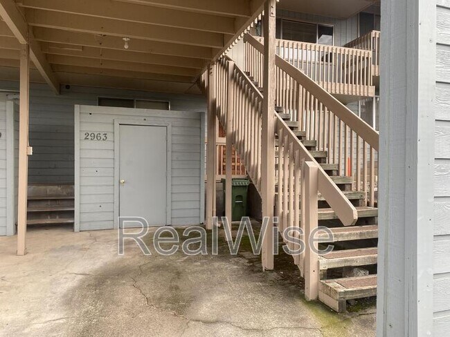 Foto del edificio - 2963 W Lorraine Ave