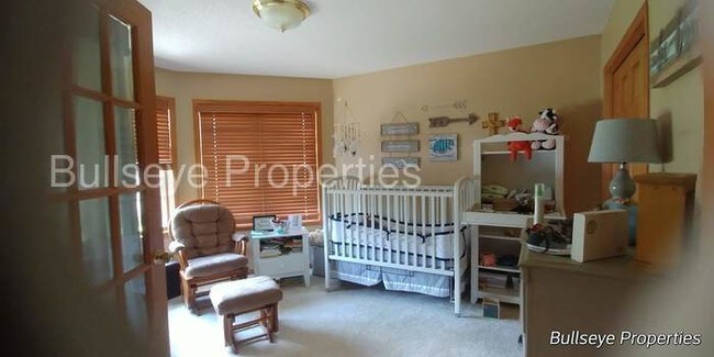 Building Photo - 6080 Raven Ridge Ct