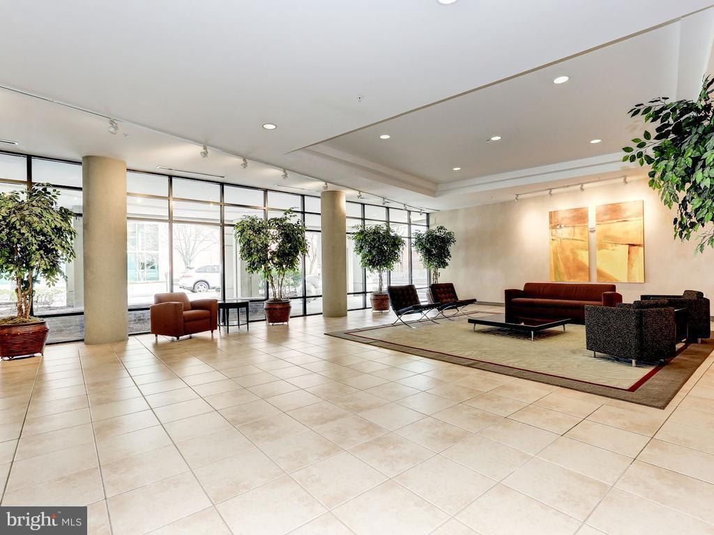 8045 Newell St Unit 320, Silver Spring, MD 20910 Condo for Rent in Silver Spring, MD