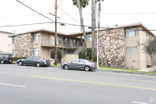 Foto del edificio - 10535 National Blvd
