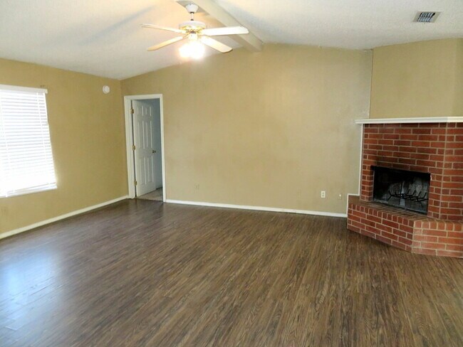 Foto del edificio - Beautiful Home Located In Shadow Hills & F...