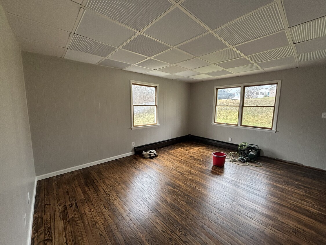 Sala de estar - 2136 Mountain View Ave