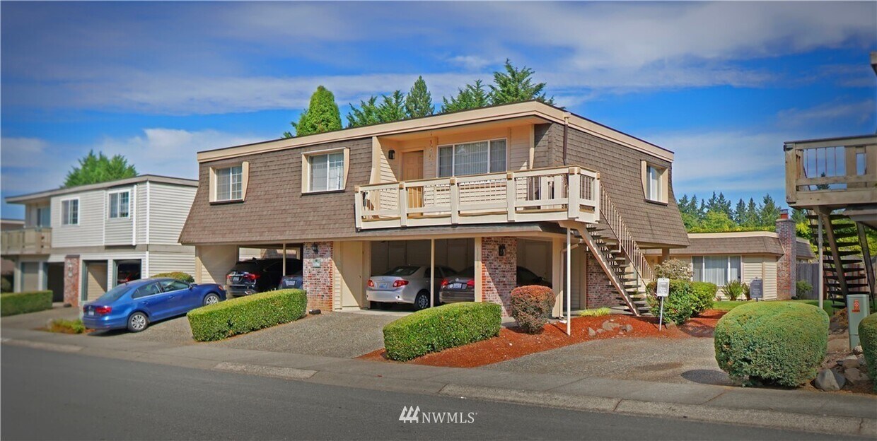 Foto principal - 14504 NE 7th Plz
