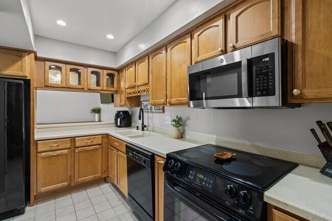 Foto del edificio - 2945 Bough Ave