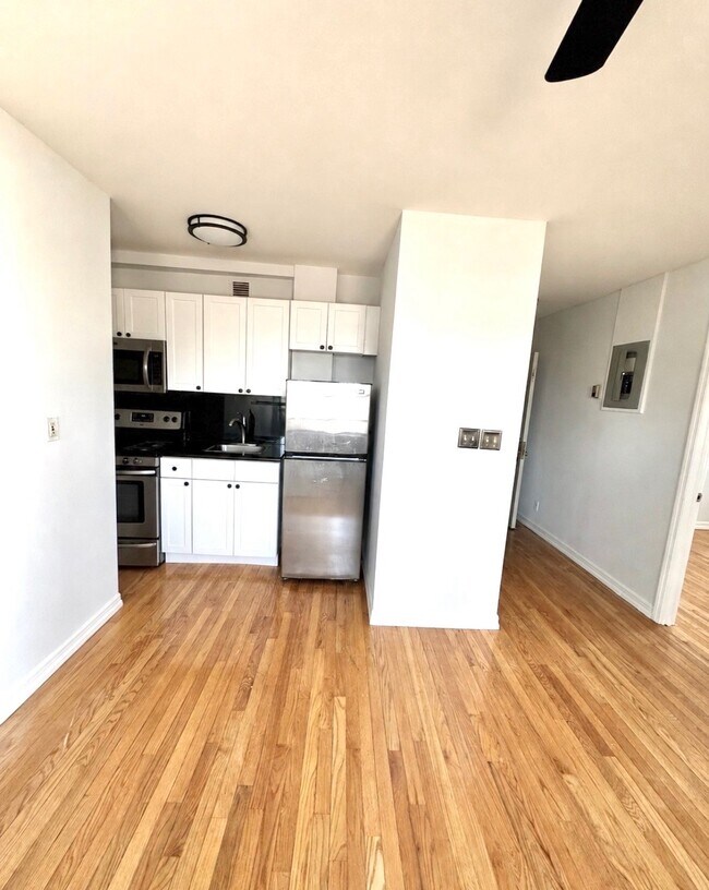 Foto del edificio - 890 W Beech St