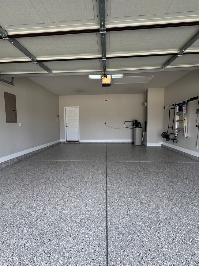 Building Photo - 234 Pumprock Dr