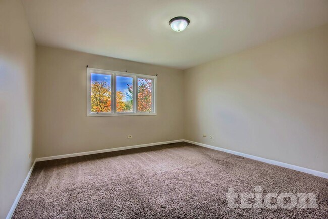 Foto del edificio - 7652 Brittany Ct