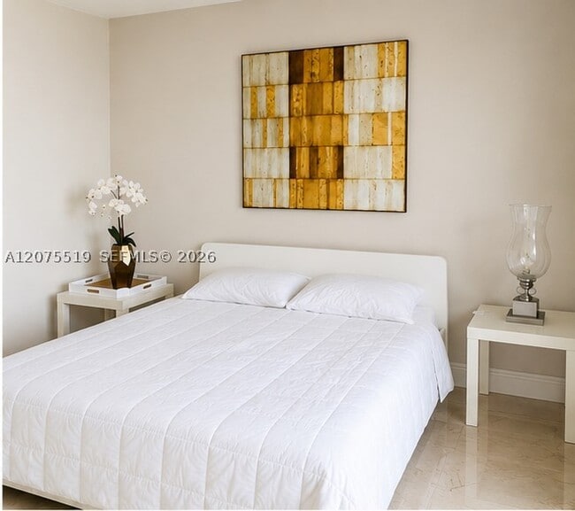 Building Photo - 50 Biscayne Blvd