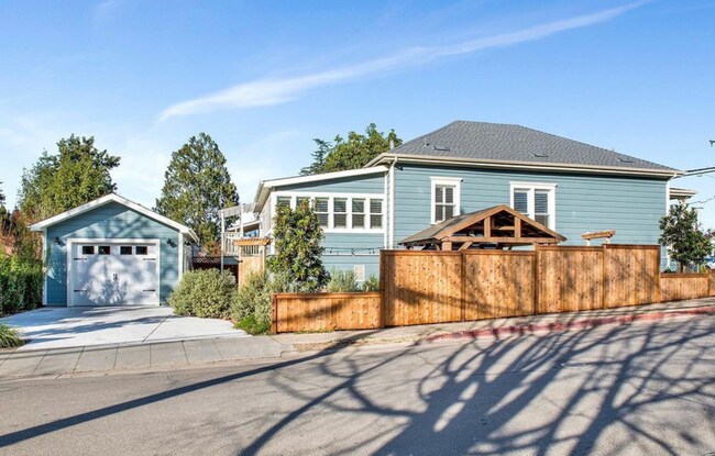 Building Photo - 217 East St