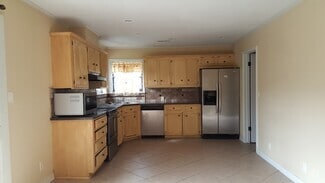 Building Photo - 933 Macklyn Ln