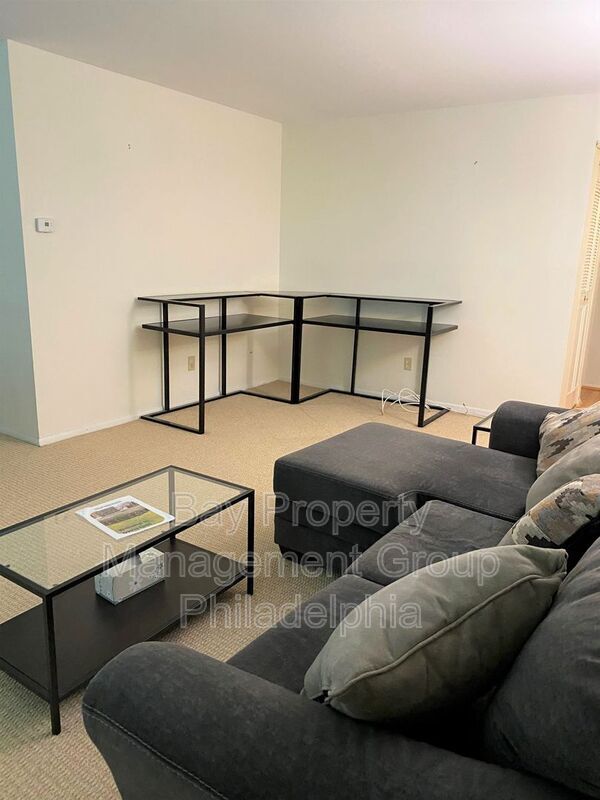 Building Photo - 4000 Gypsy Ln