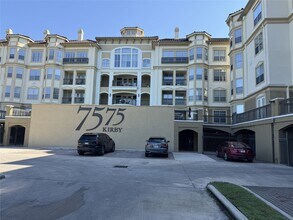 Building Photo - 7575 Kirby Dr