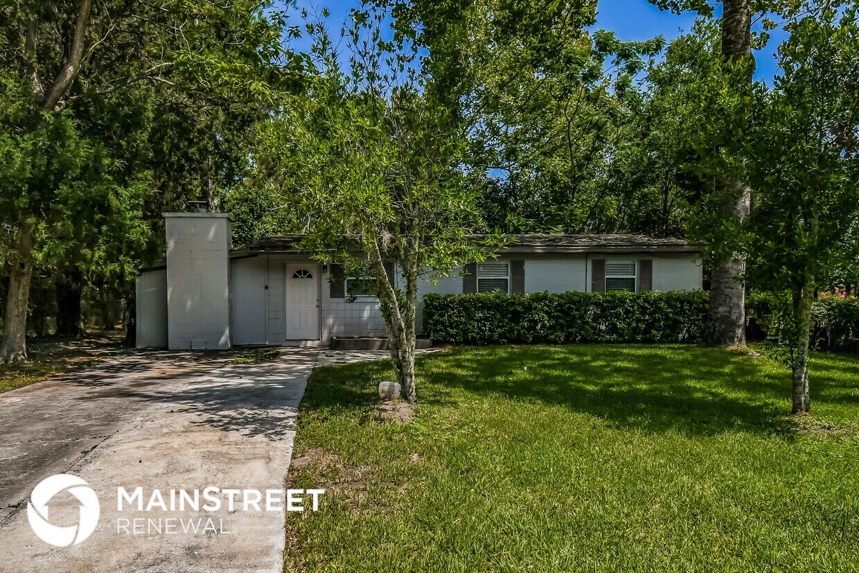 Foto principal - 6965 Miss Muffet Ln N