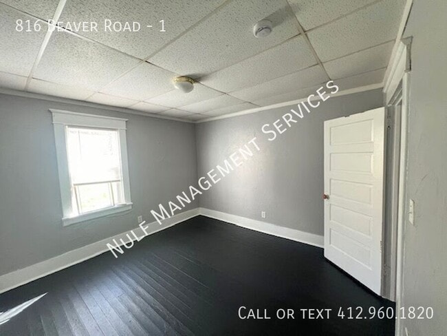 Building Photo - 816 Beaver Rd