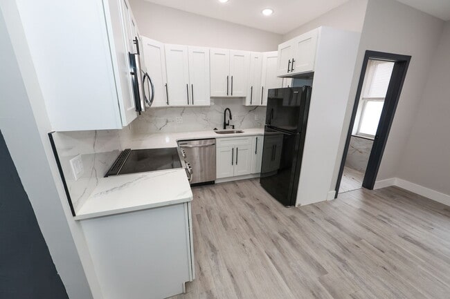 Foto del edificio - 3565 Kensington Ave