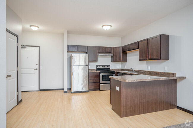 2BR,1BA - 1008SF - Kitchen - Woodside Apartments