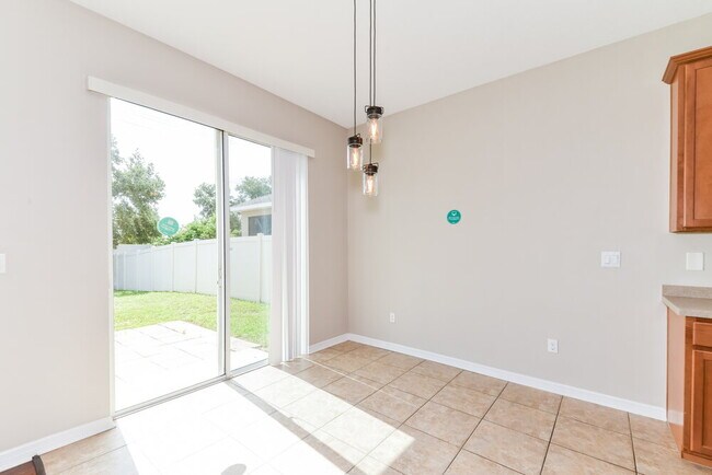 Foto del edificio - 901 Fern Leaf Dr