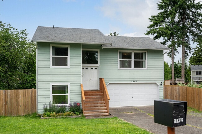 Building Photo - 11802 200th Avenue Ct E