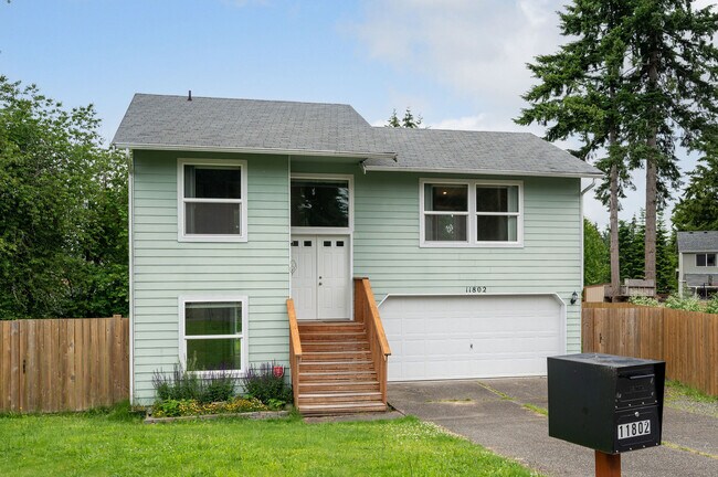 Foto del edificio - 11802 200th Avenue Ct E