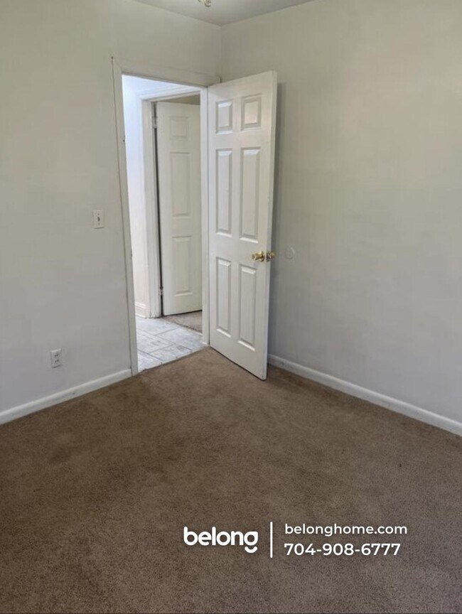 Foto del edificio - 5724 Phillips St