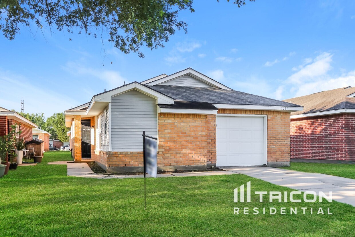 Foto principal - 3211 Kelling St