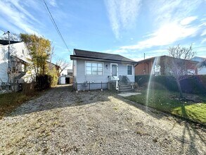 Building Photo - 92 Glennie Ave