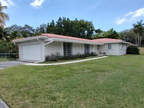 Building Photo - 16425 SW 75th Ave