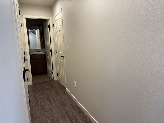 Foto del edificio - 7415 Saddlebrook Lp