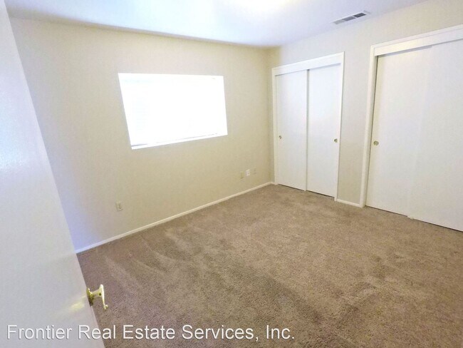 Building Photo - 3120 Brookfield Loop