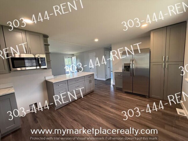 Foto del edificio - Charming Lakewood Home - 4 Bedrooms & 2 Ba...