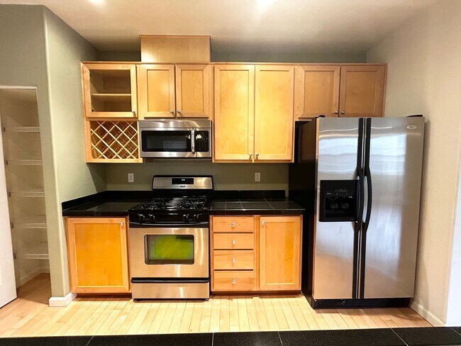 Foto del edificio - Sexton Crest Condo!!!