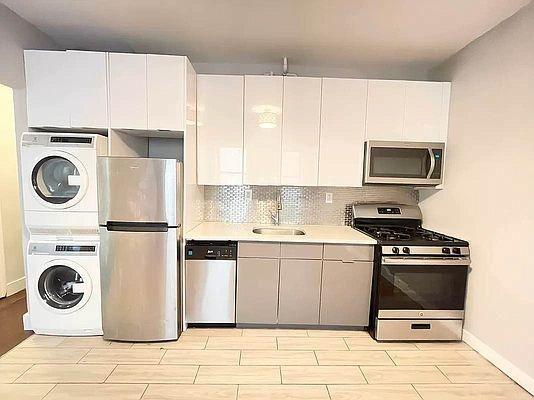 Primary Photo - 1 bedroom in Bronx NY 10463